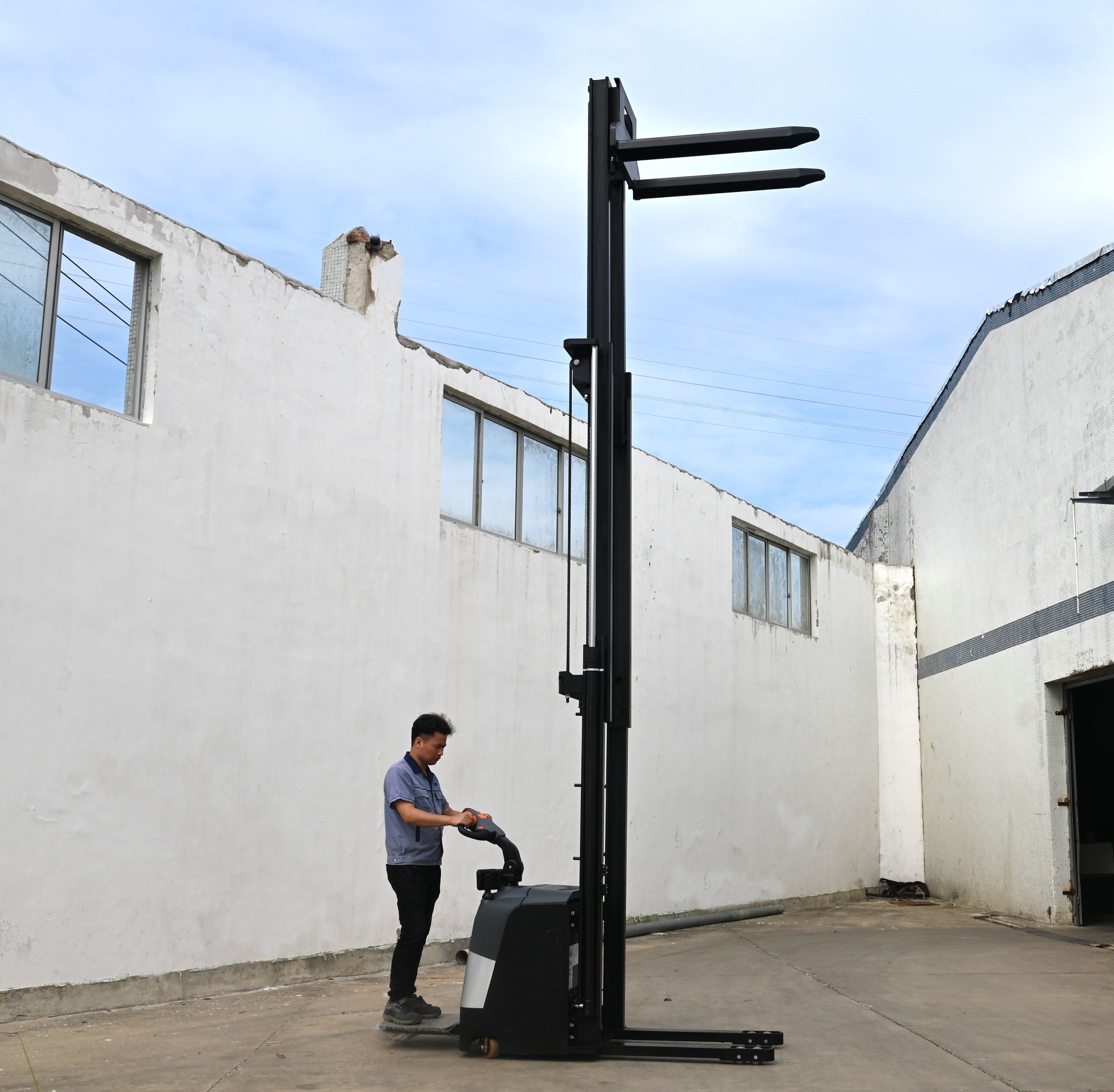 Stand-On Electric Stacker